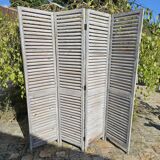 Wooden screen