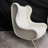 Paire de fauteuils bouclette blancs