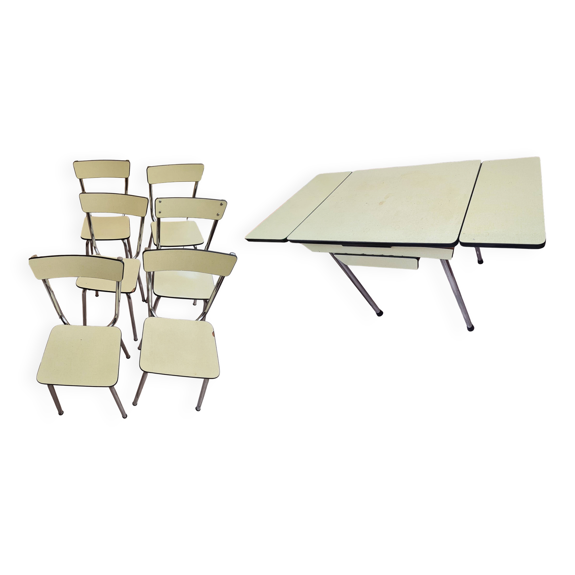 Table de cuisine et chaises