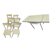 Table de cuisine et chaises