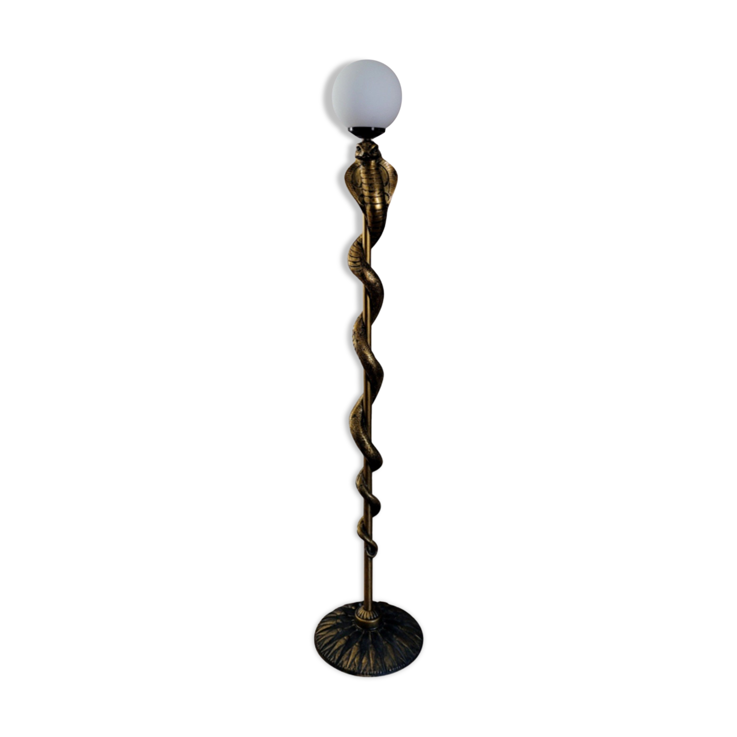 Snake floor lamp