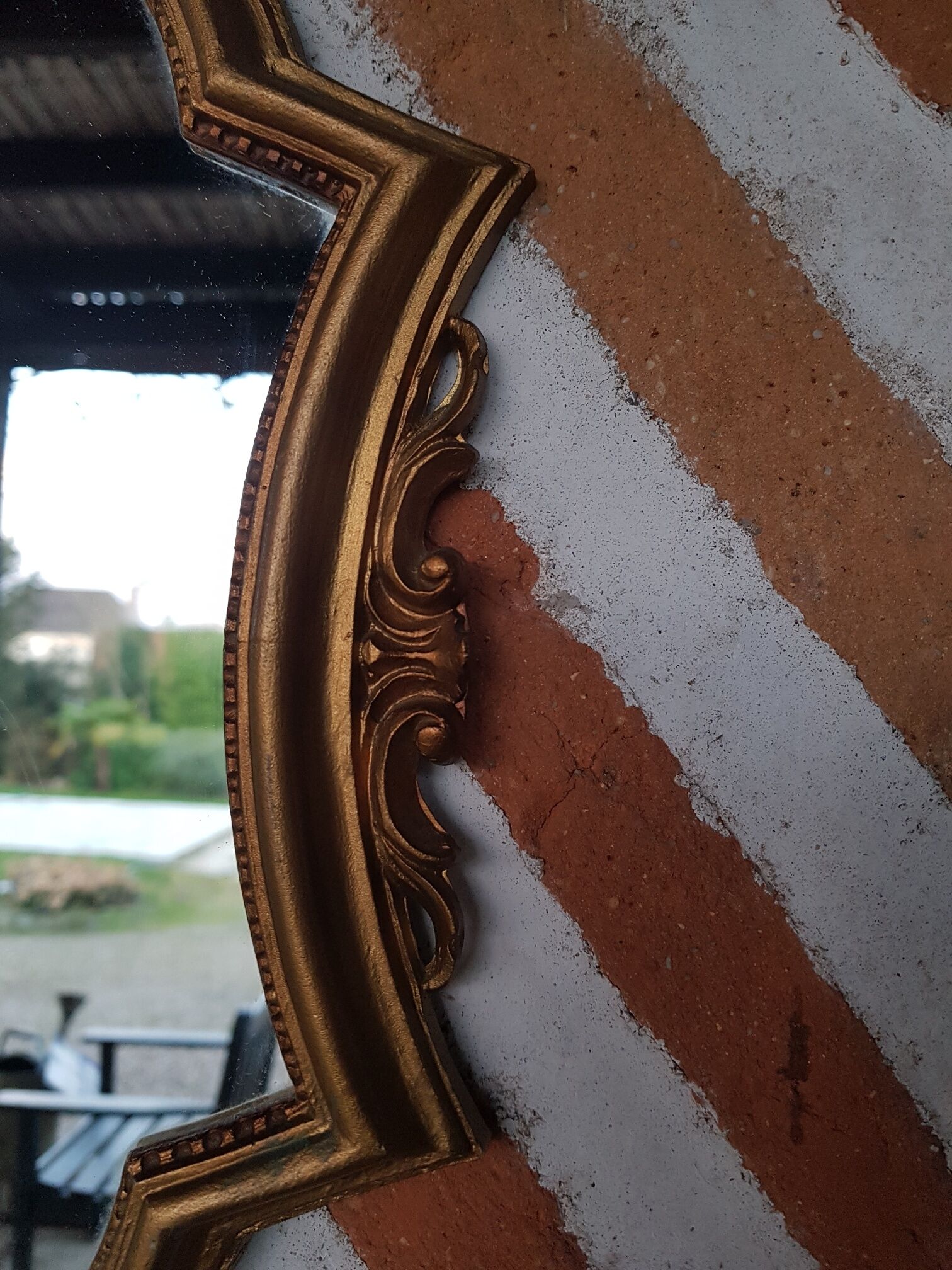 Golden baroque mirror 38x24cm