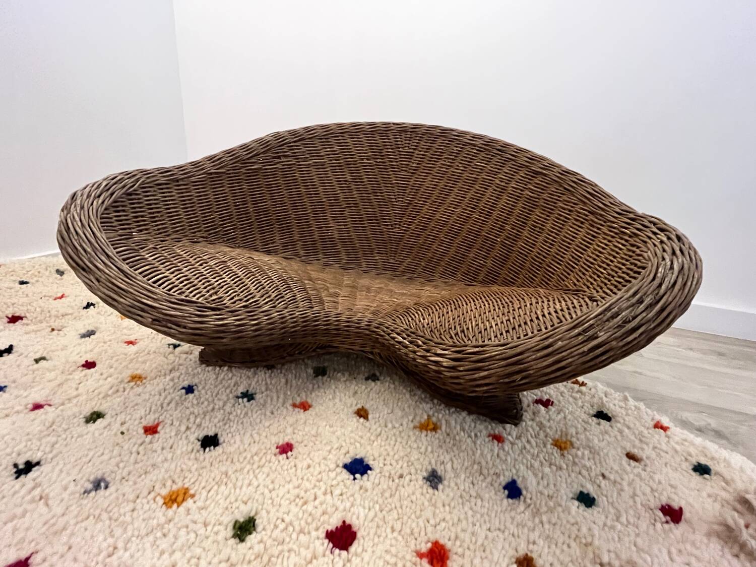 Lotus chair