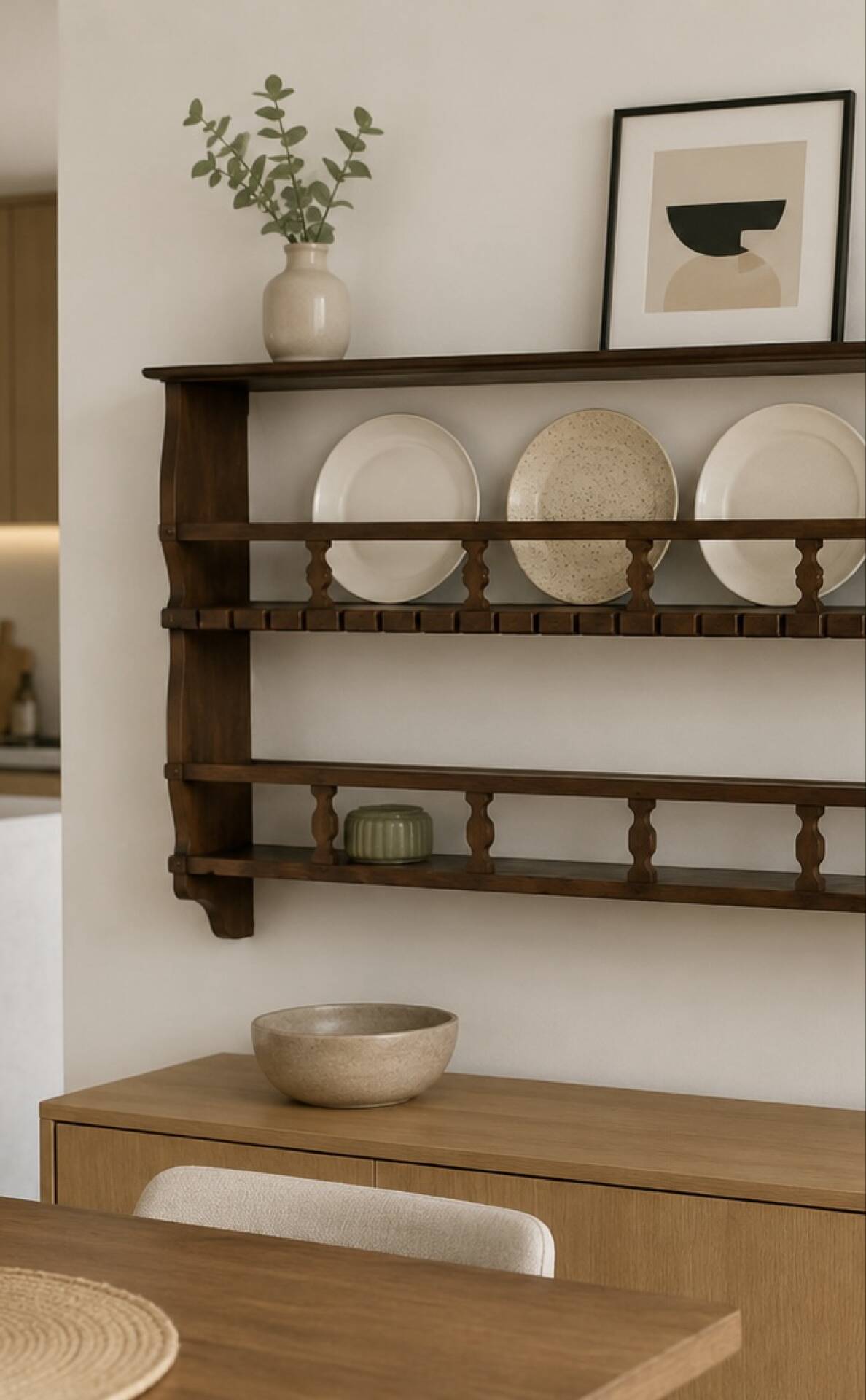 Étagère murale à assiettes