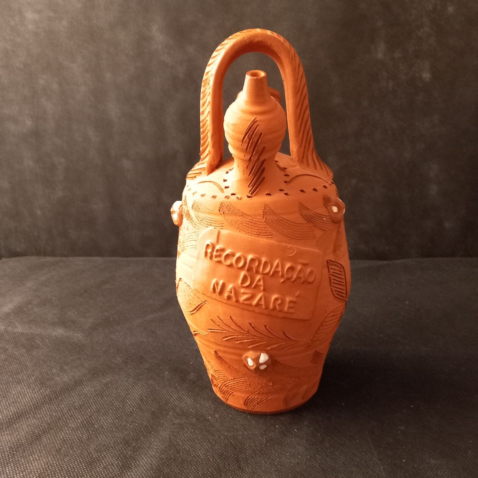 “Gargoulette” type terracotta pottery