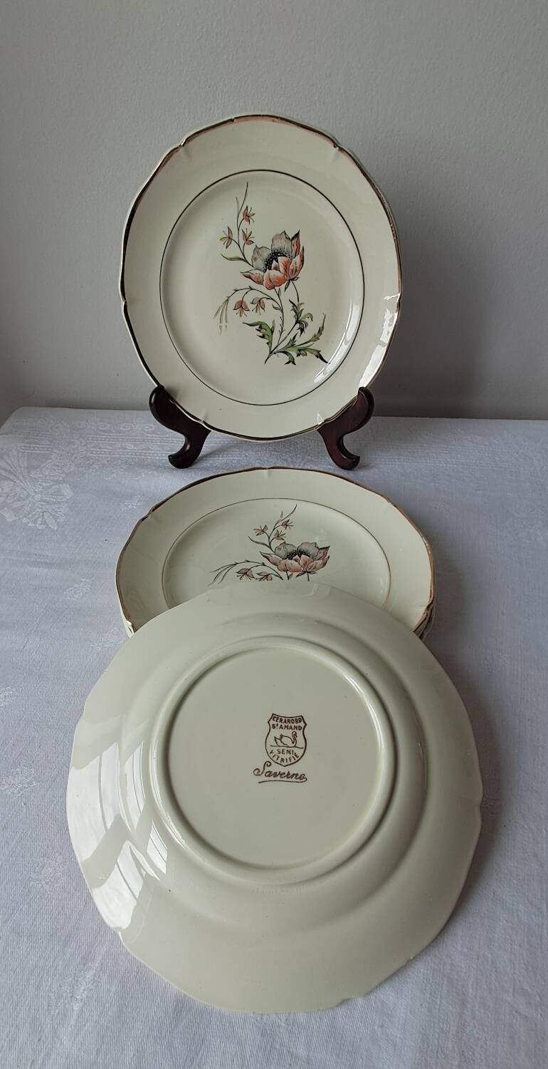 Assiettes à dessert modèle Saverne de St Amand. Années 50-60