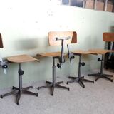 Set of 4 adjustable workshop high chairs