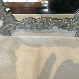 Miroir de table de style Louis XV cadre en bronze argenté peinture florale 24x39cm