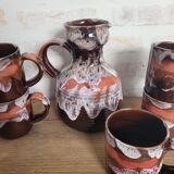 Set cups and pitcher