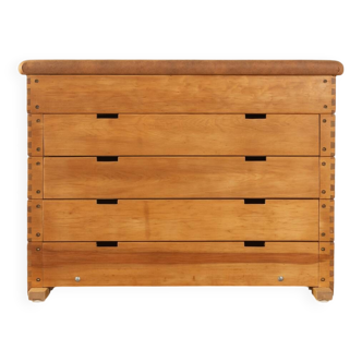 Unique Vaulting Box