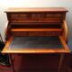 Bureau à cylindre cuir vert