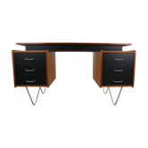 Cees Braakman teak desk with triangle legs for Pastoe