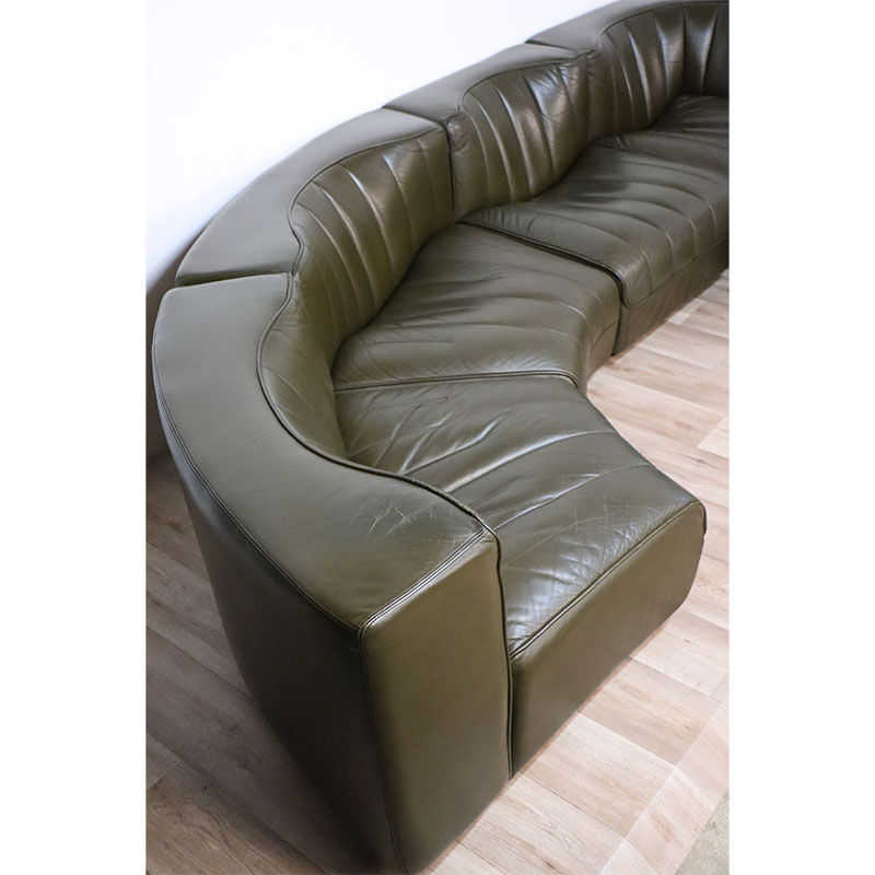 Modular vintage leather sofa by Tito Agnoli for Mobilier International 1970