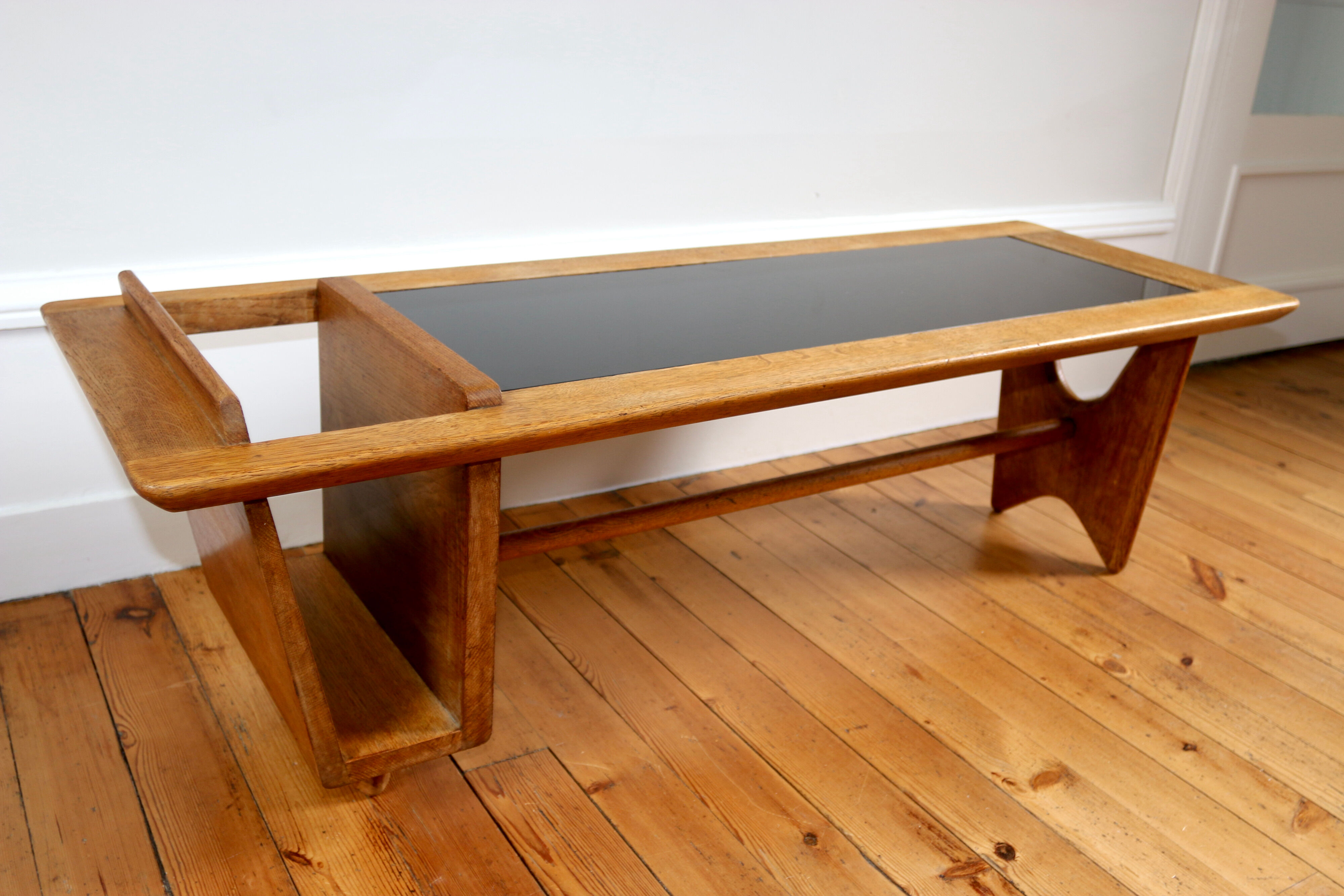 Table basse vintage 1950 Guillerme et Chambron "Votre Maison"