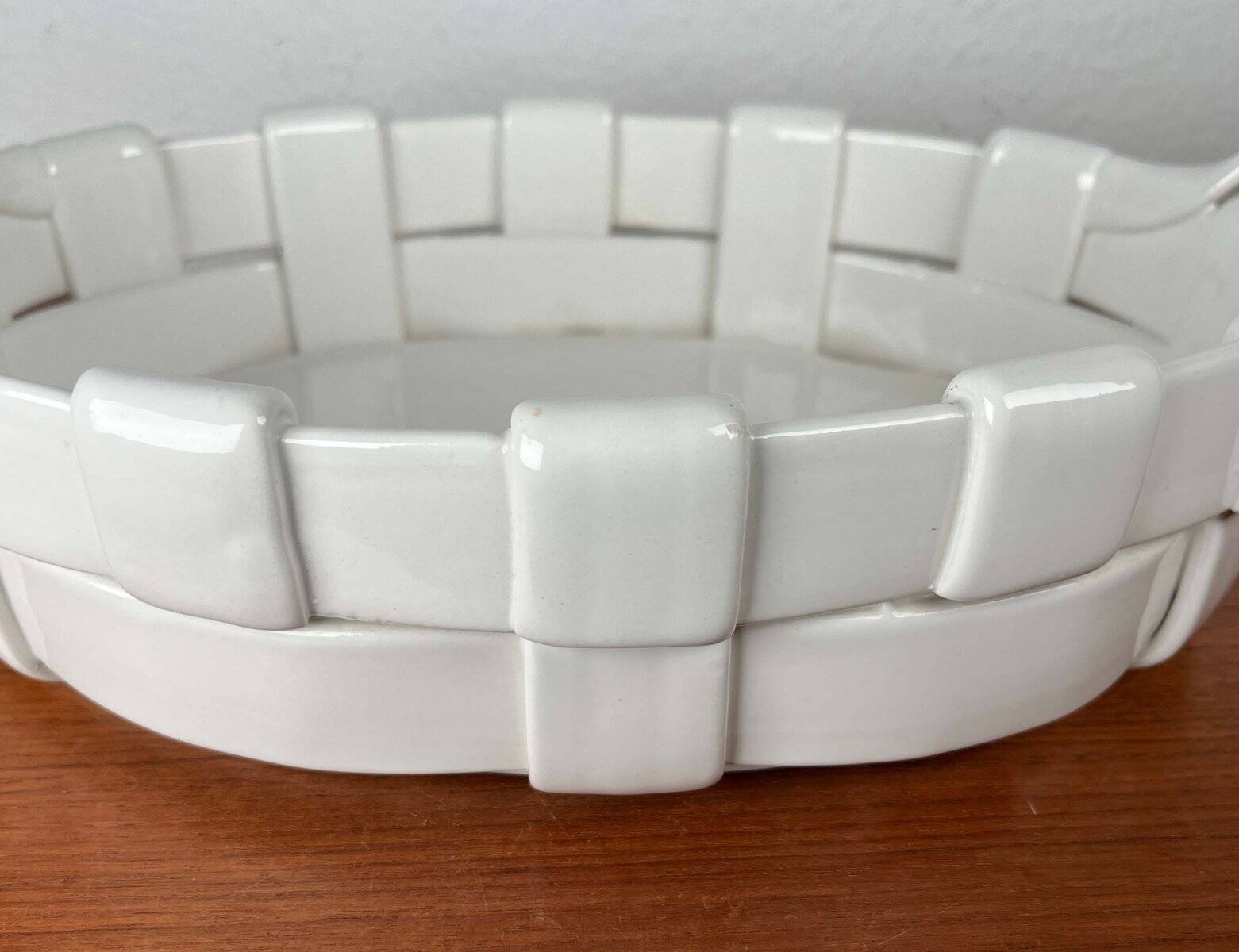 Vintage Italian woven basket in white ceramic