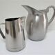 Deux pichets inox Vollrath Hallins vintage