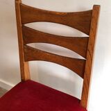 Suite de 6 chaises en chêne et assises de velours rouge