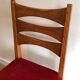 Suite de 6 chaises en chêne et assises de velours rouge