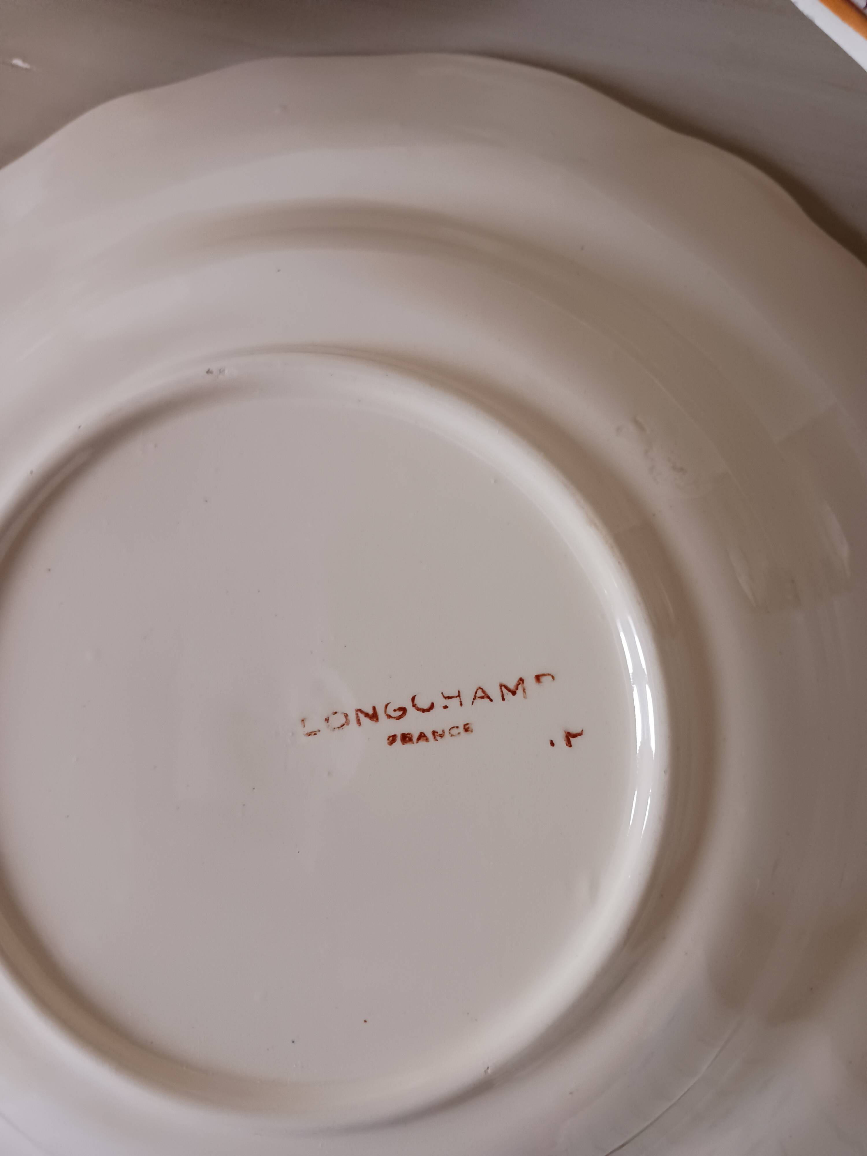 Assiettes Longchamp .