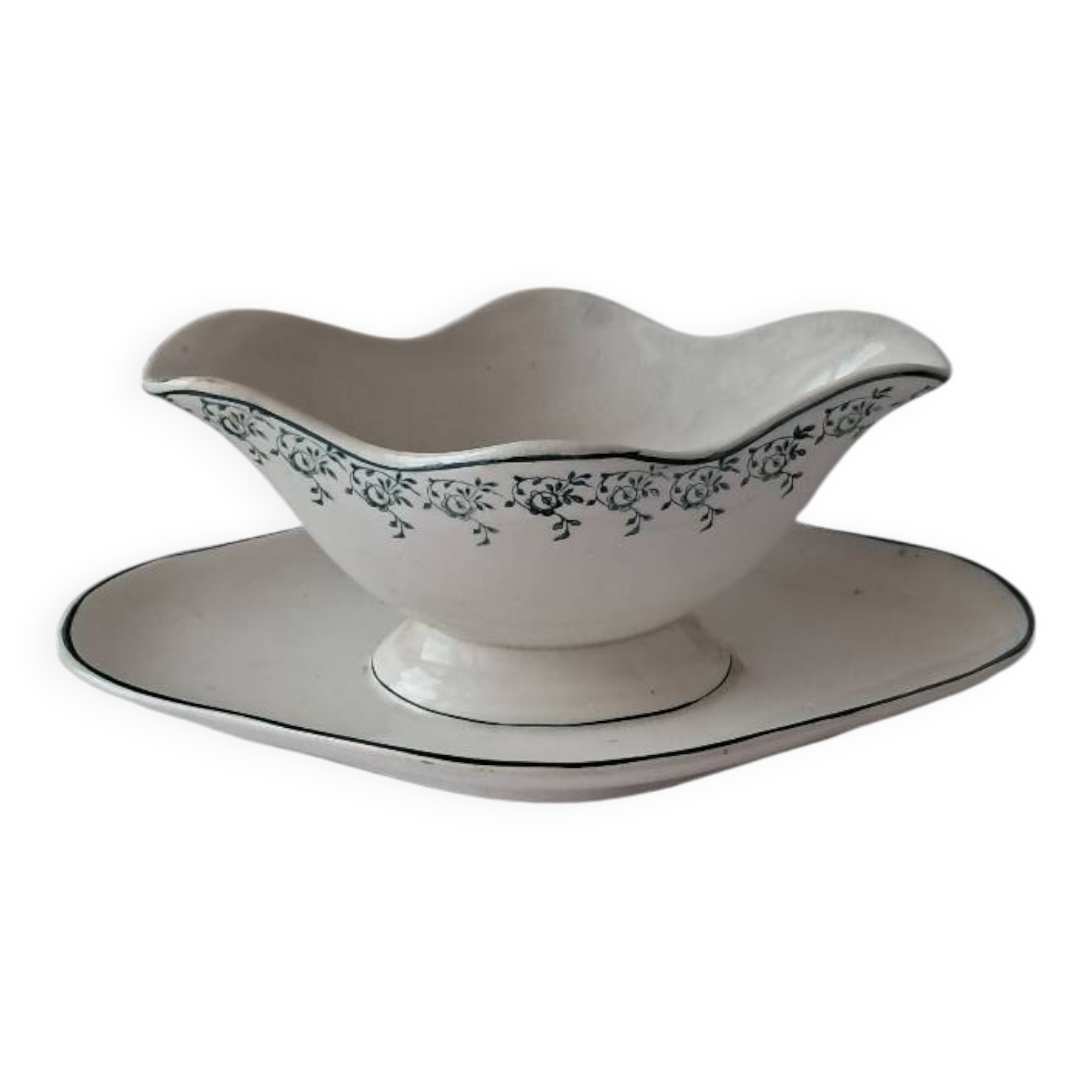 Iron clay sauceboat from Moulin des Loups No. 40. Vintage