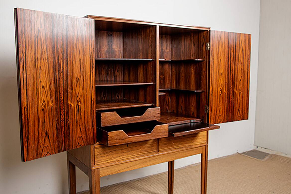 High cabinet, Bar, Danish in rosewood model 6201 by Hans Olsen 1960.