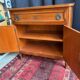 Buffet “style Louis XVI” — pièce décorative avec charme classique