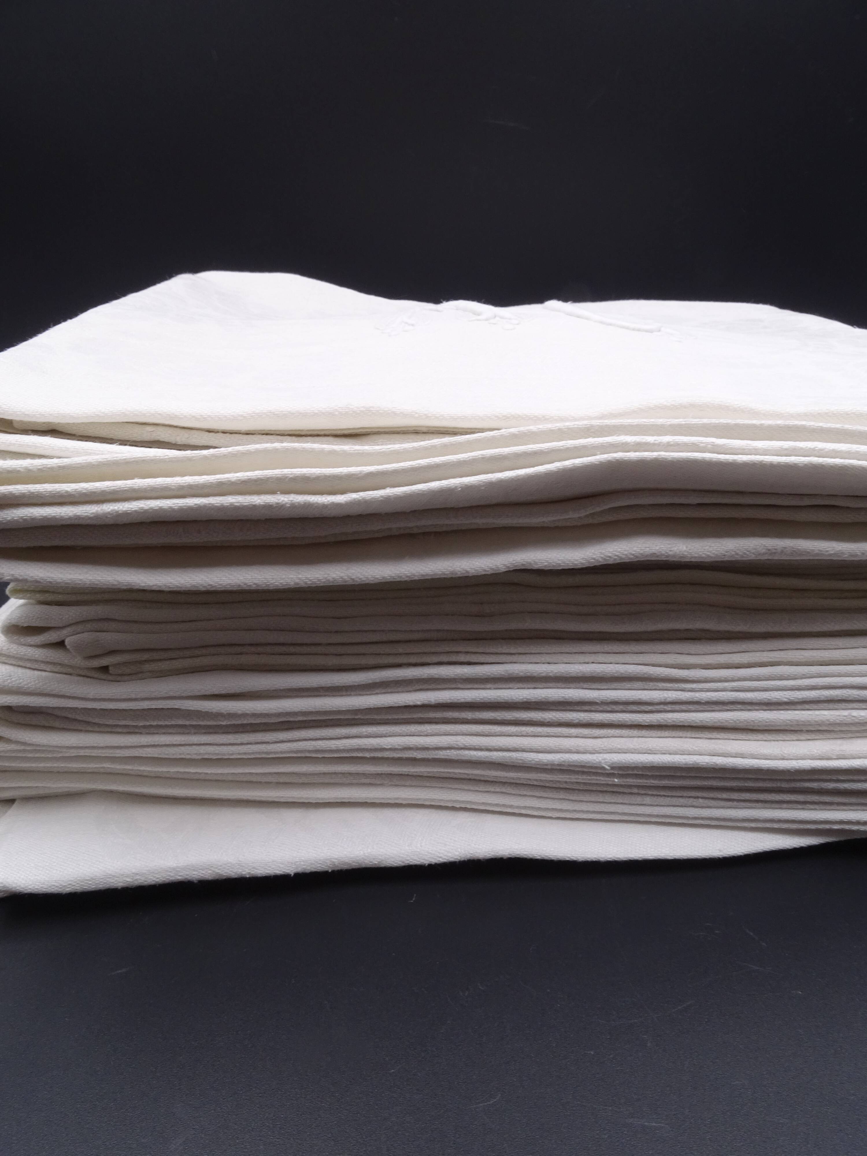 Set of 17 old damasked towels and monogram ac