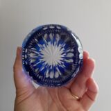 Glass paperweight