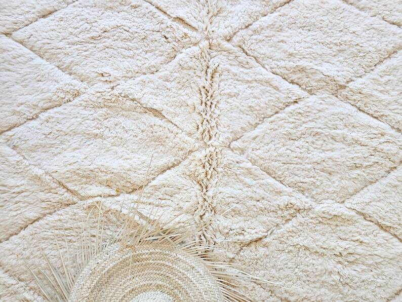 Beni Ourain rug in pure wool, handmade, traditional, 1.5/2.5 m.