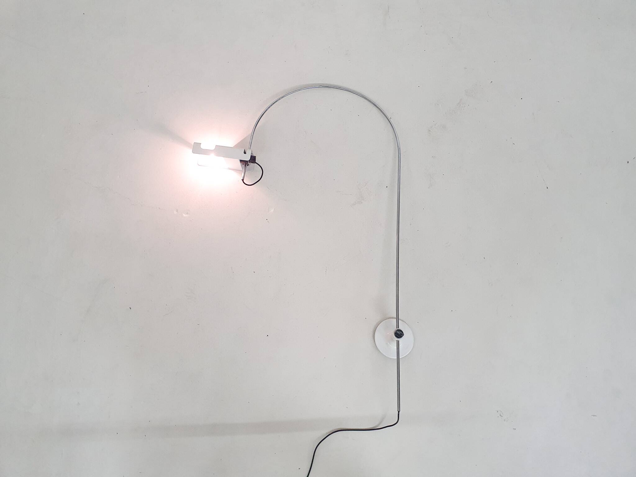 Spider wall light by Joe Colombo for Oluce, Italy 1967