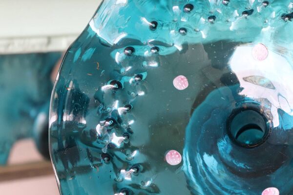 Coupe sur pied ancienne en verre soufflé