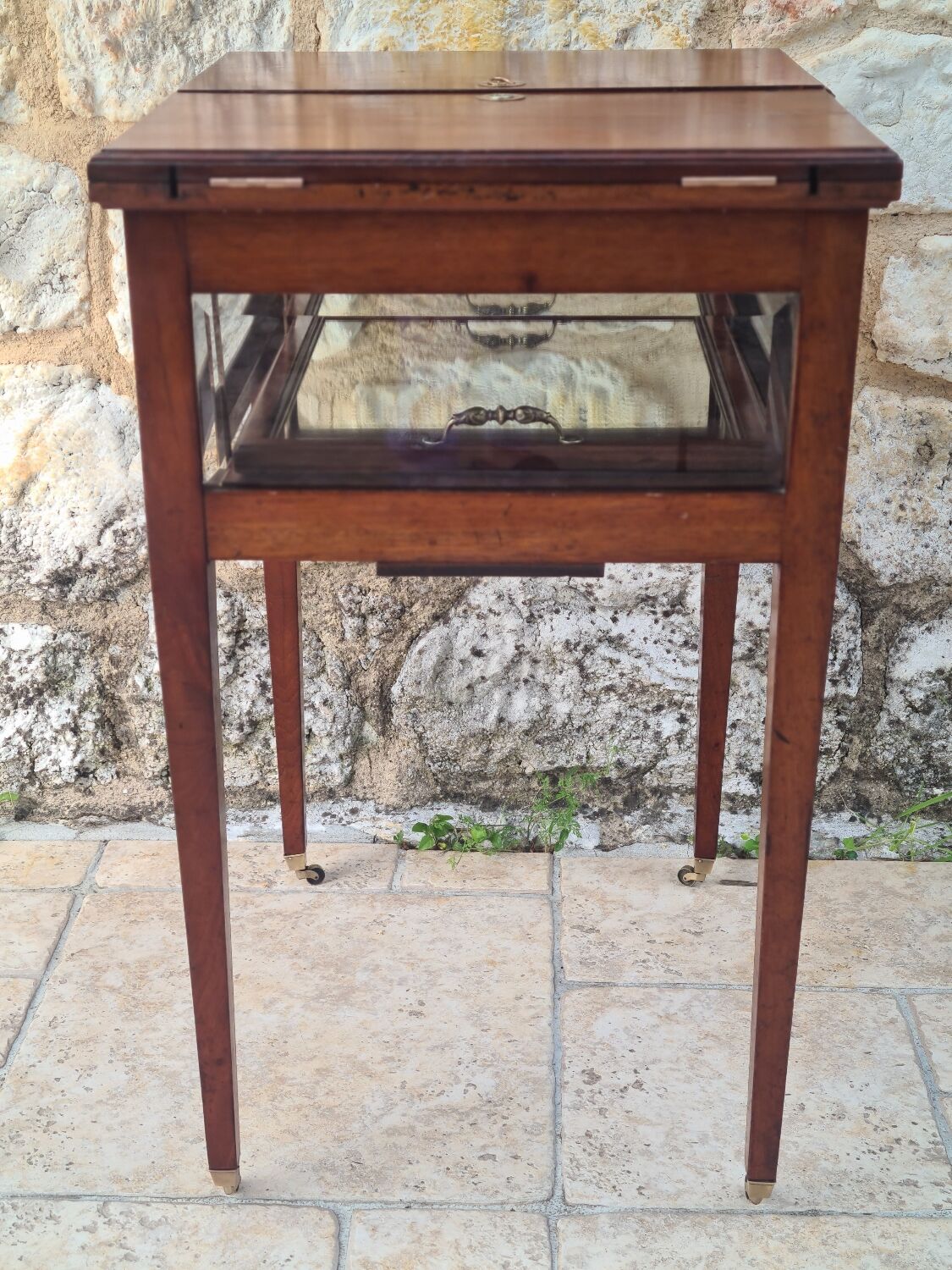 Mahogany tea table