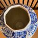 Vase with lid Delf