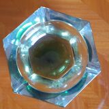 Cendrier en cristal ou verre avec de superbes reflets bleu vert