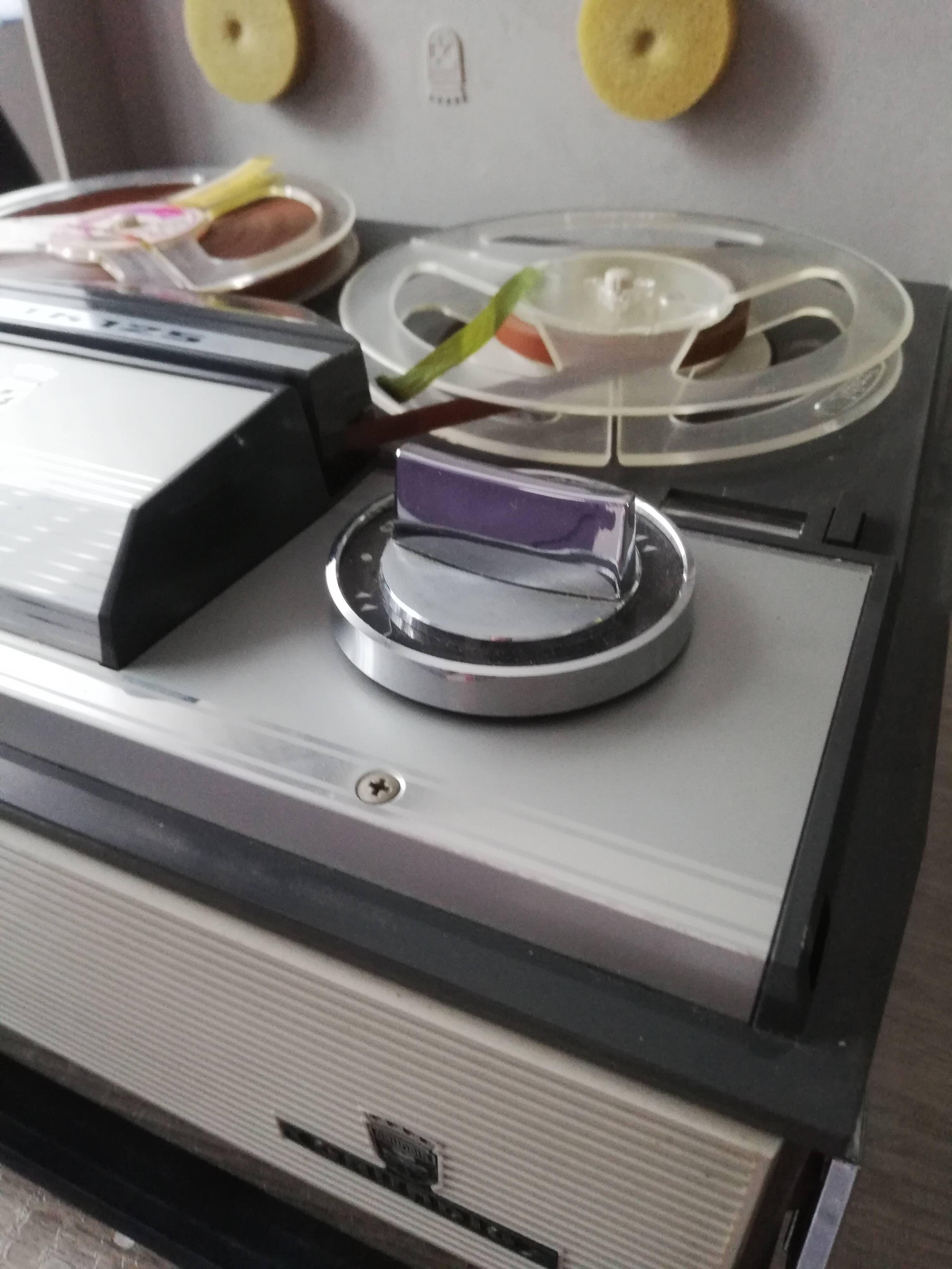 Grundig tape recorder TK 125