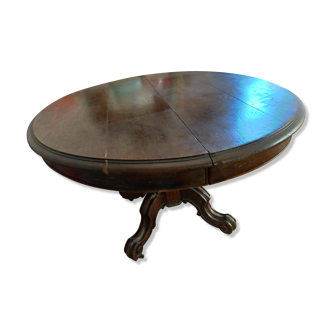 Oval table