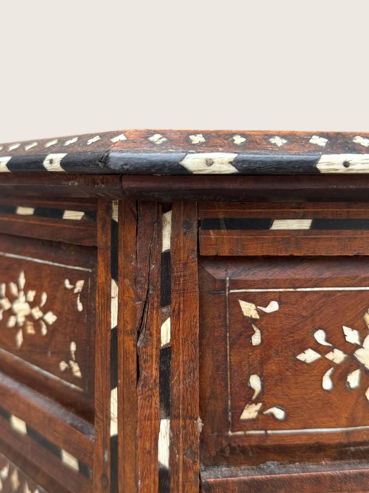 Hoshiarpur octagonal side table, rosewood, mother-of-pearl and bone, 1880