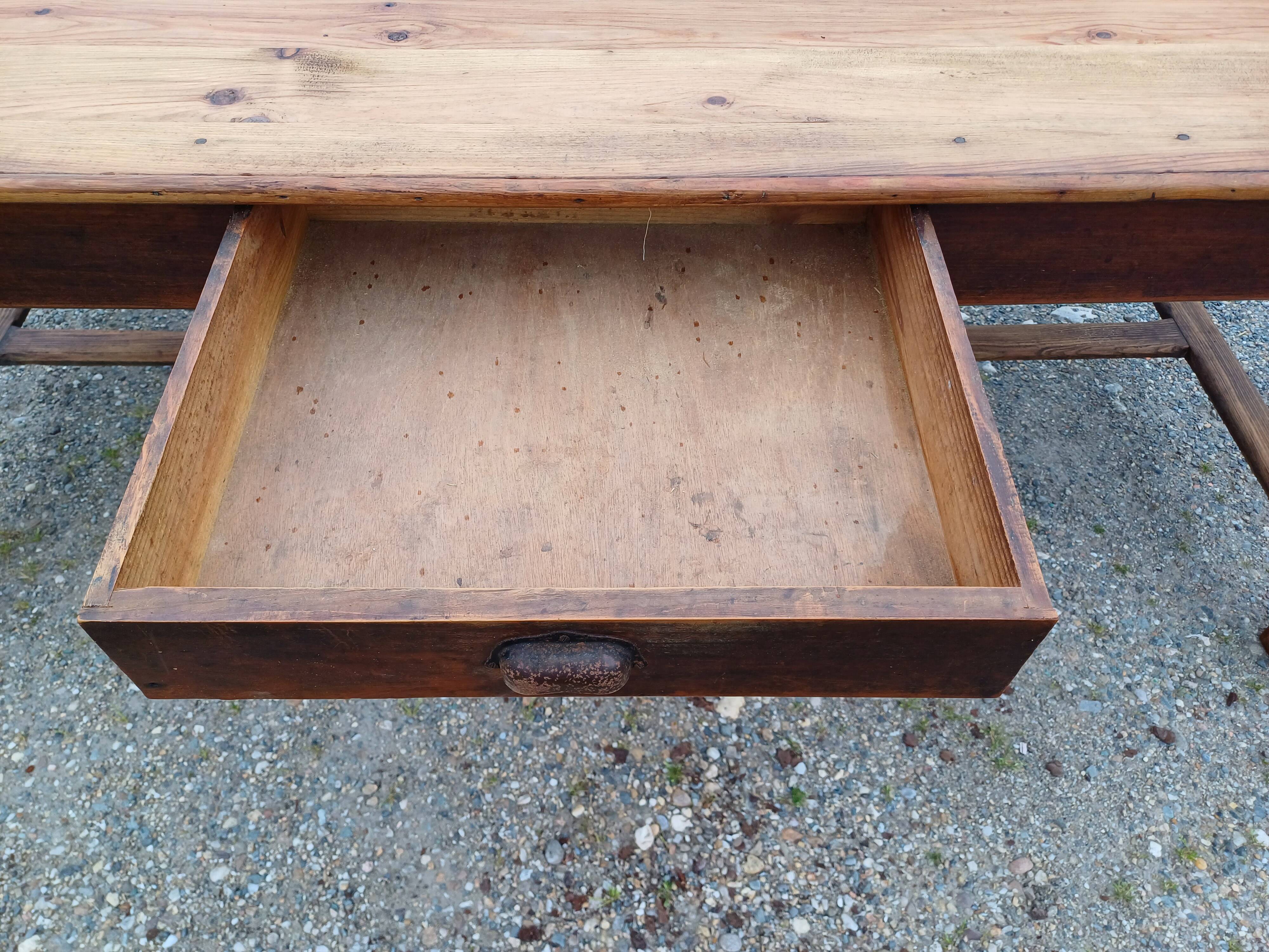 Country Pine Farmhouse Table, 4 Drawers.