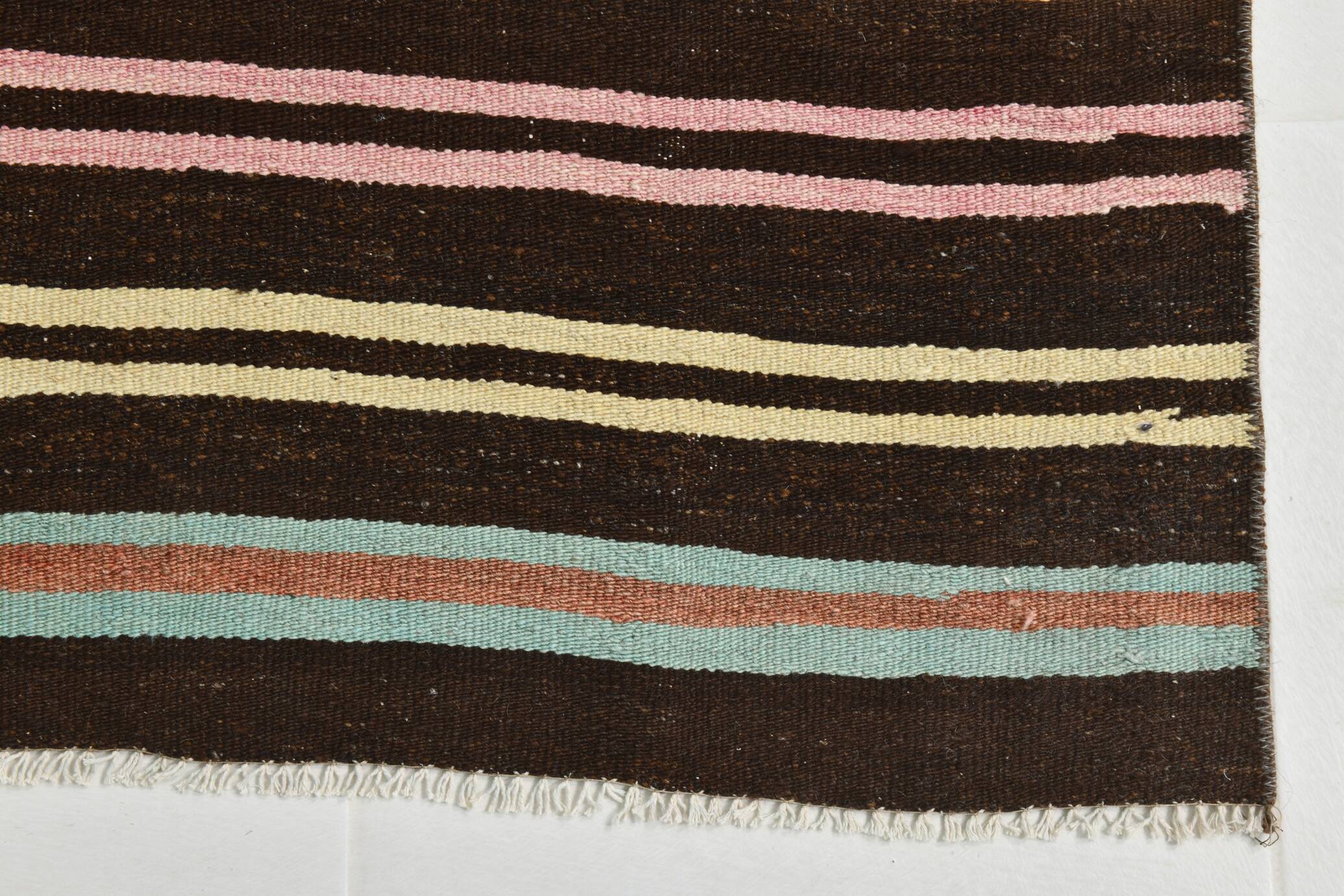 Tapis Kilim à rayures marron et beige