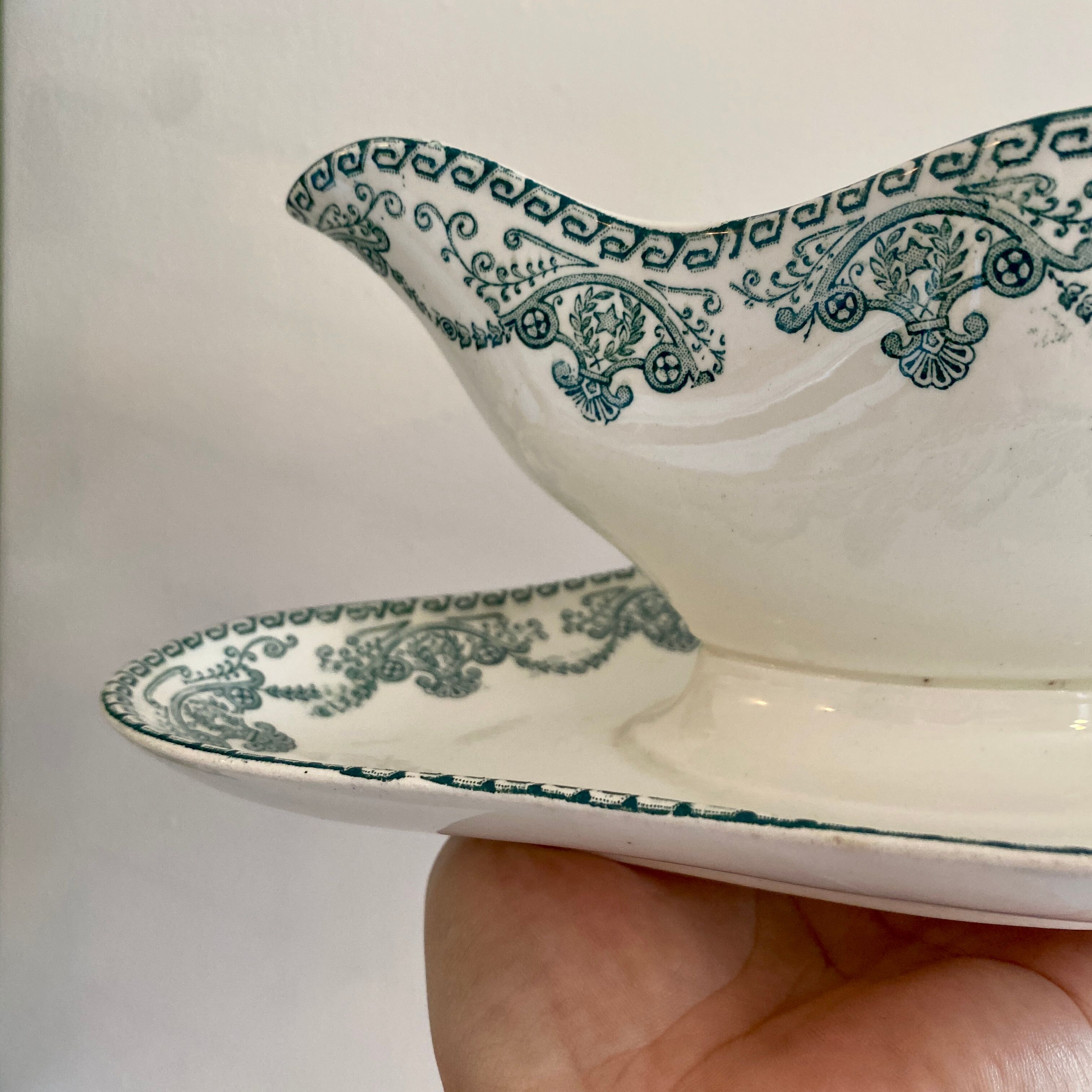 Vintage saucière in iron earth, au chatelet de longwy