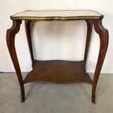 Serving table