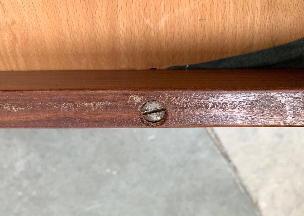 Set of chairs with a minimalist pattern, 1960s