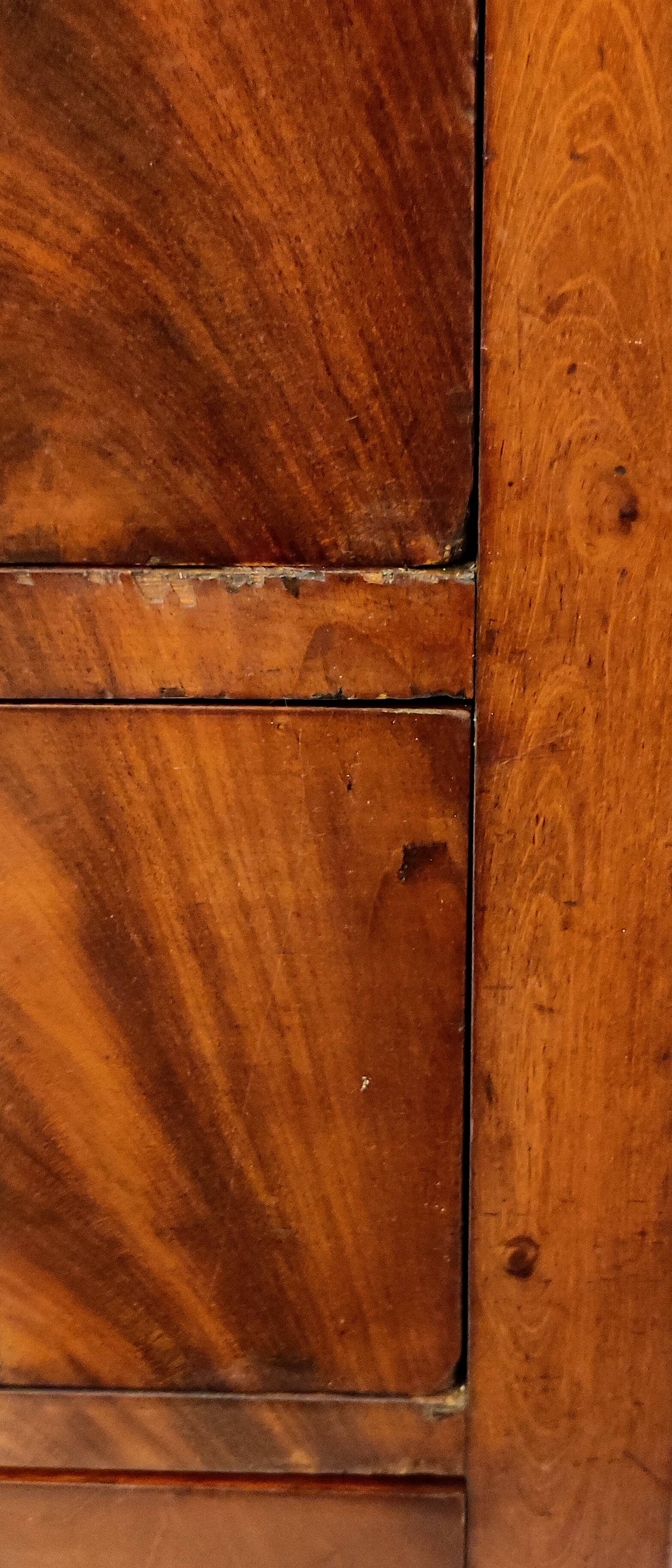 Commode Louis Philippe marbre noir