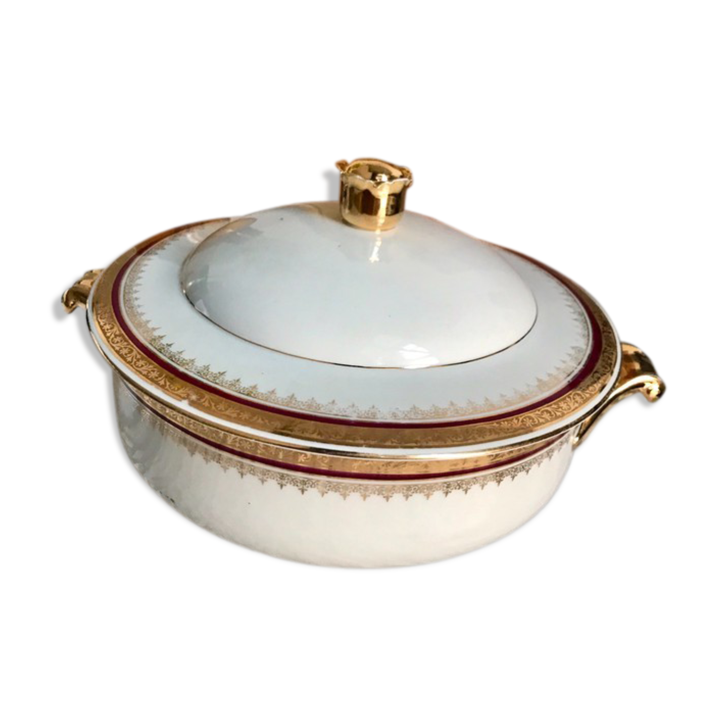 Porcelain soup of limoges