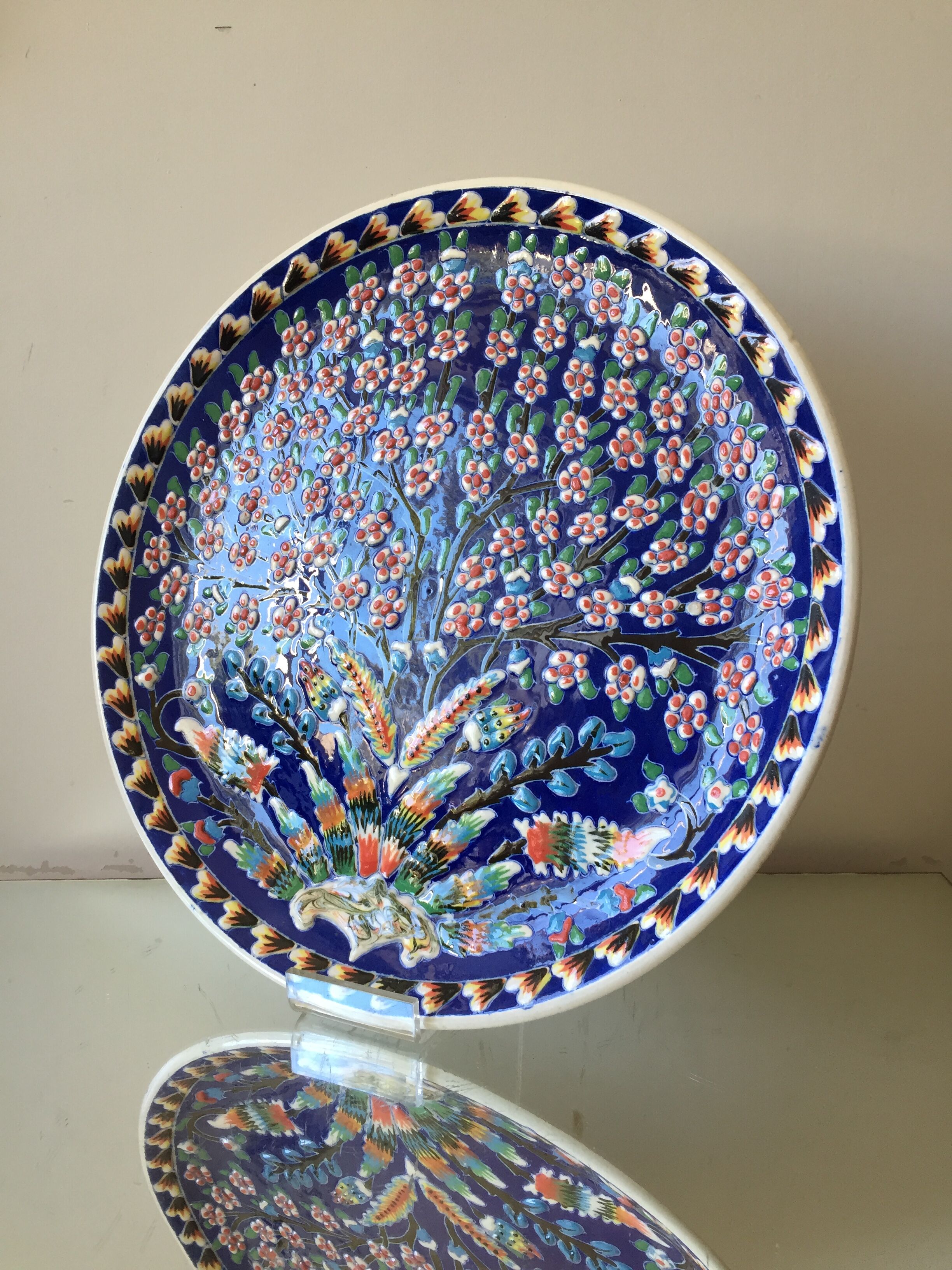 Kutahya porcelain plate with Iznik ottoman motifs