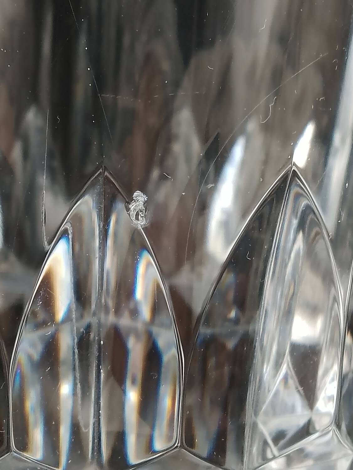 Cut crystal vase signed Baccarat, 1970s 4.3kg