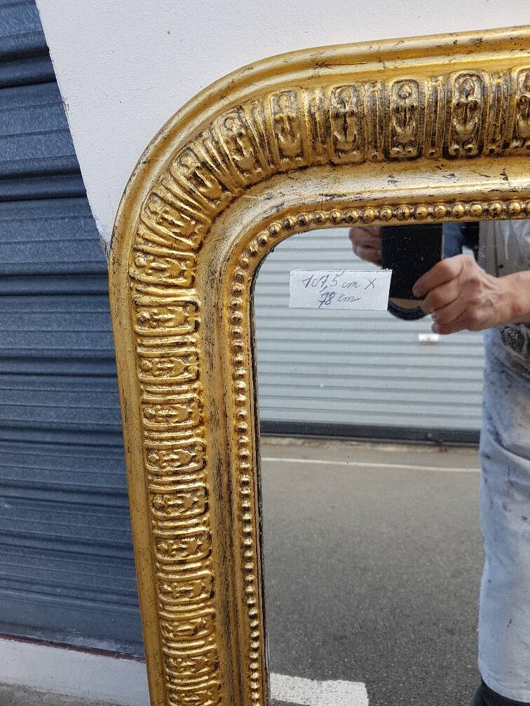 Golden mirror from the louis-philippe period in perfect condition