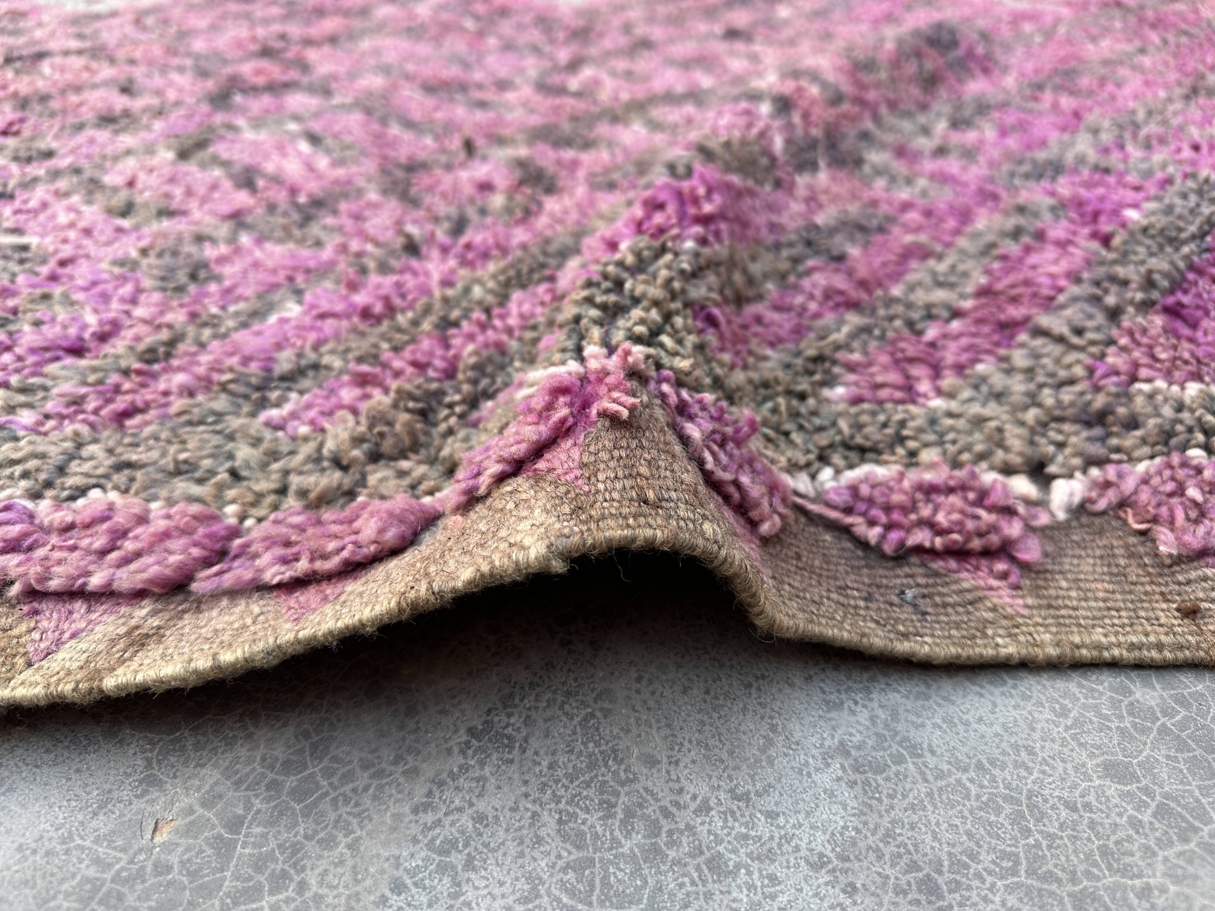 Purple Moroccan carpet - 197 x 445 cm