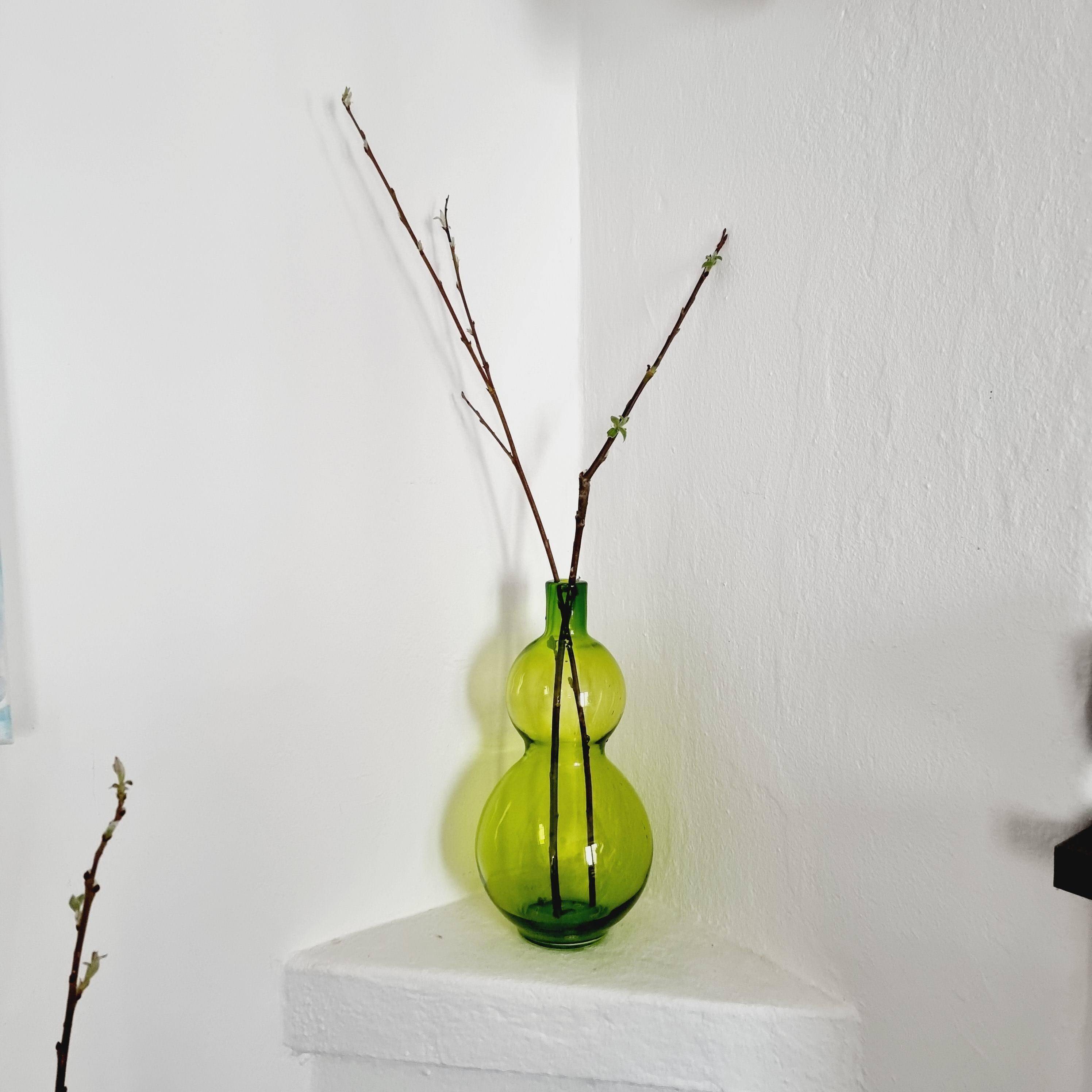 Large glass vase Margareta Hennix, Reijmyre, Sweden post-modern