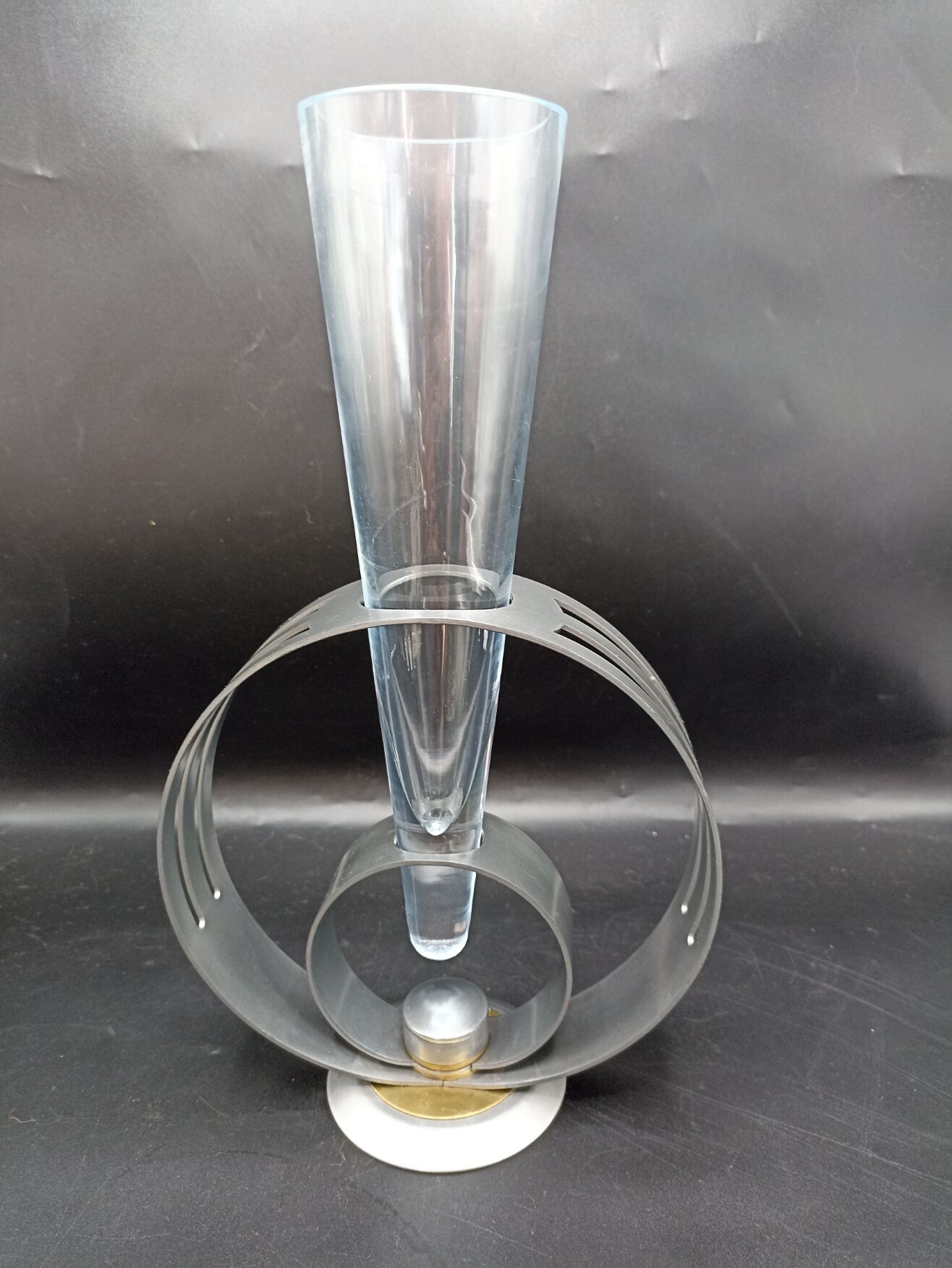 Formano 80s cornet vase - Metal and Glass